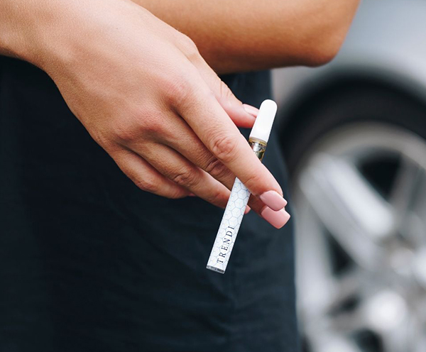 Az elektronikus cigaretta előnyei a cigarettával szemben.
